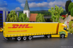 20251206-DHL-00324