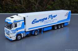 20250111-Europe-Flyer-00069