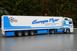 20250111-Europe-Flyer-00095