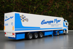 20250111-Europe-Flyer-00100