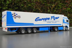 20250111-Europe-Flyer-00215