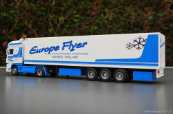 20250111-Europe-Flyer-00259