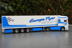 20250111-Europe-Flyer-00267