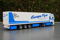 20250111-Europe-Flyer-00269