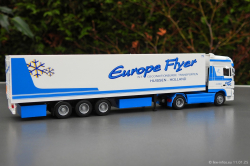 20250111-Europe-Flyer-00272