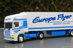 20250111-Europe-Flyer-00293