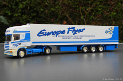 20250111-Europe-Flyer-00294