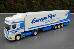 20250111-Europe-Flyer-00296