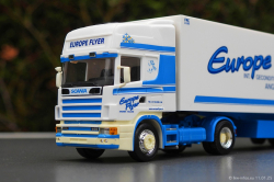 20250111-Europe-Flyer-00299