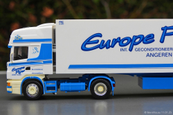 20250111-Europe-Flyer-00304