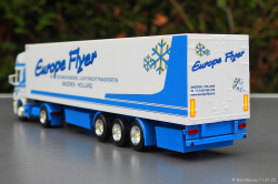 20250111-Europe-Flyer-00312