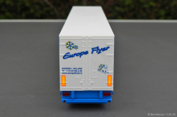 20250111-Europe-Flyer-00315