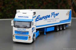 20250111-Europe-Flyer-00341