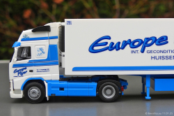 20250111-Europe-Flyer-00355