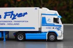 20250111-Europe-Flyer-00380