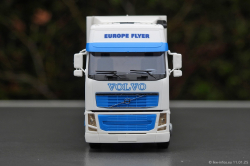 20250111-Europe-Flyer-00394