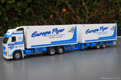 20250111-Europe-Flyer-00407