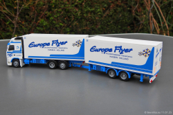 20250111-Europe-Flyer-00416