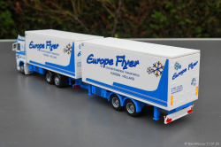 20250111-Europe-Flyer-00417