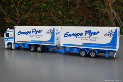 20250111-Europe-Flyer-00422