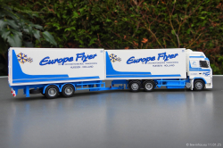 20250111-Europe-Flyer-00429