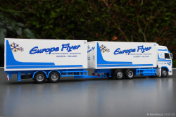 20250111-Europe-Flyer-00435