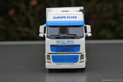 20250111-Europe-Flyer-00453