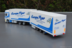 20250111-Europe-Flyer-00473