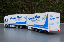 20250111-Europe-Flyer-00474