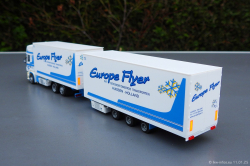 20250111-Europe-Flyer-00479