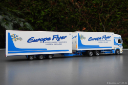 20250111-Europe-Flyer-00496