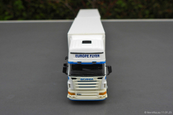 20250111-Europe-Flyer-00515