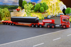 20251128-Give-Svaergods-00054