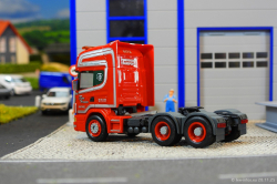 20251128-Give-Svaergods-00068