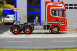 20251128-Give-Svaergods-00078