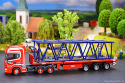 20251128-Give-Svaergods-00098