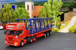 20251128-Give-Svaergods-00144