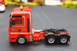 20251128-Give-Svaergods-00246