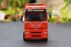 20251128-Give-Svaergods-00268