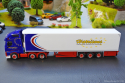 20251024-Harrisons-00017