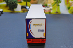 20251024-Harrisons-00029