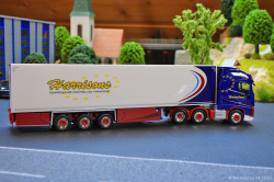 20251024-Harrisons-00035