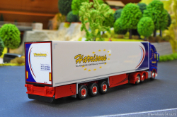 20251024-Harrisons-00038