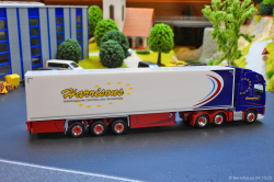 20251024-Harrisons-00041