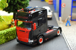 20251130-Heinrichs-00058