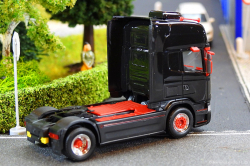 20251130-Heinrichs-00071