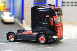 20251130-Heinrichs-00081