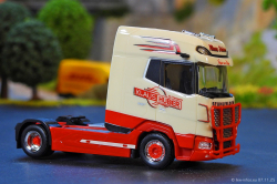 20251107-Huber-00082