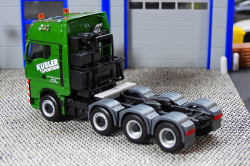 20251112-Kuebler-00008