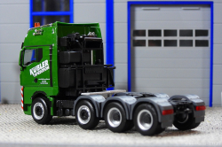 20251112-Kuebler-00010